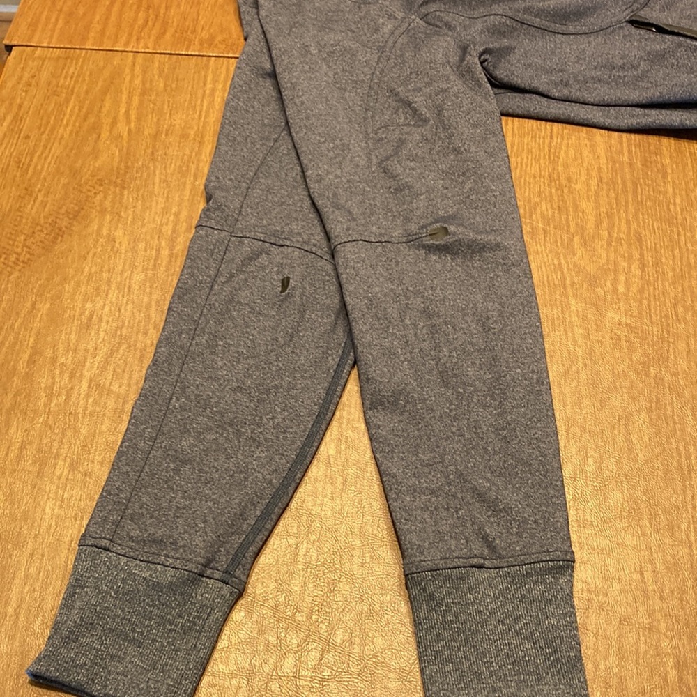 Lululemon Jacket - Picture 5 of 11